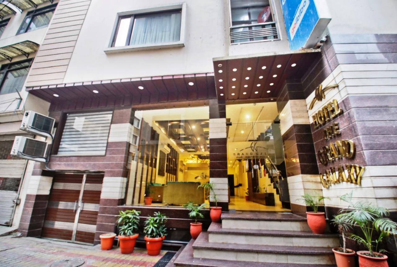 Hotel Royals Grand Galaxy Amritsar Exterior photo