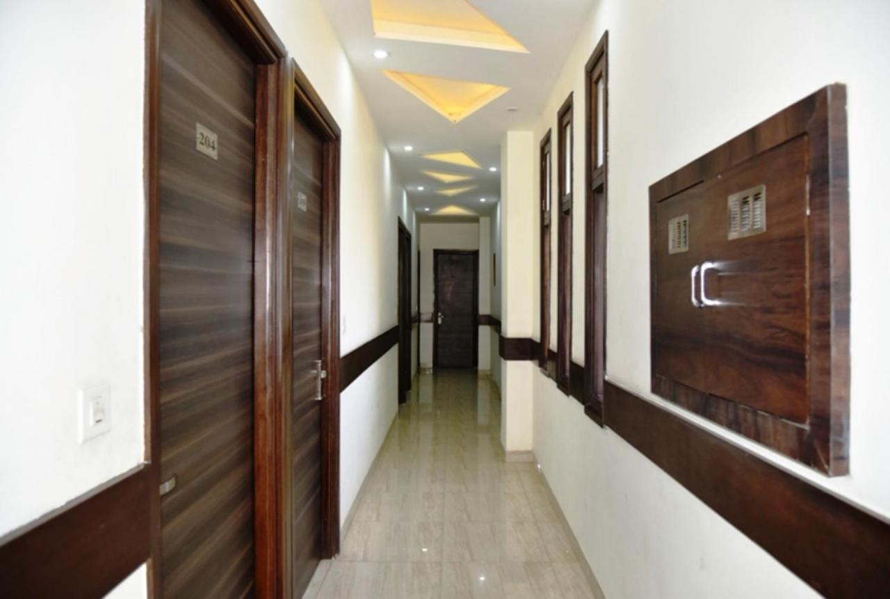 Hotel Royals Grand Galaxy Amritsar Exterior photo
